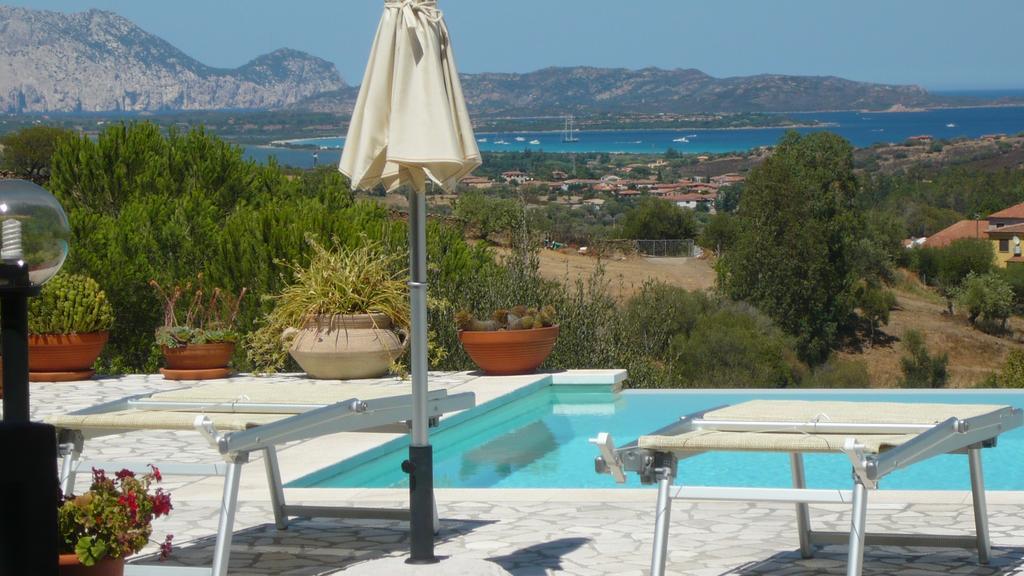 Li Muntigeddi Hotel San Teodoro  Exterior photo